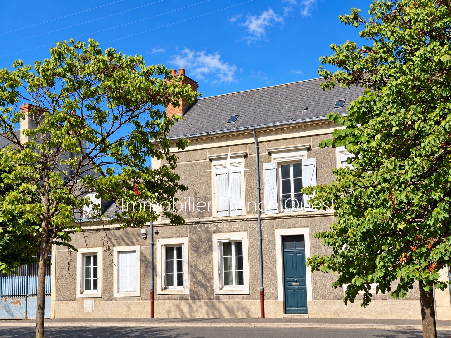 Fac╠ºade bourgeoise La Fle╠Çche
